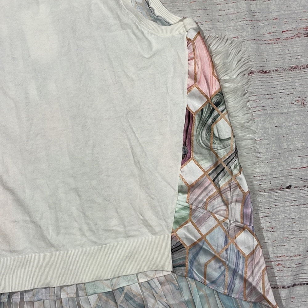 NWT Ted Baker London Clariey Sea of Clouds Back-Pleat Top Size Ted 4/ US 10 - Picture 10 of 15
